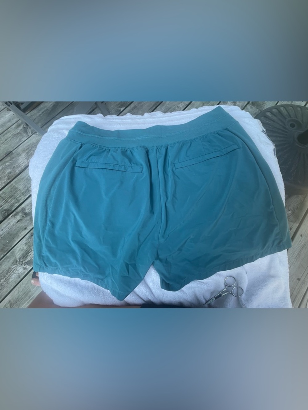 ATHLETA Women’s Lightweight Teal Active Shorts size 12 $25 - Picture 4 of 9